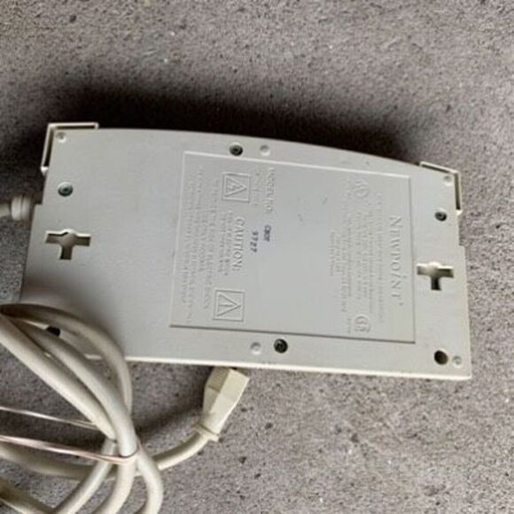 Newpoint Computer Surge Protector Model C80T *Works* - Picture 6 of 6